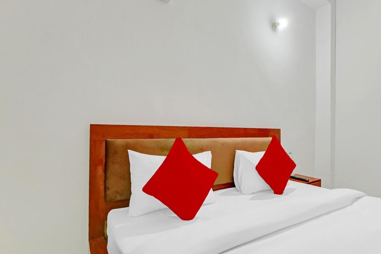 Hotel O Yash Hotel Gáziábád Kültér fotó